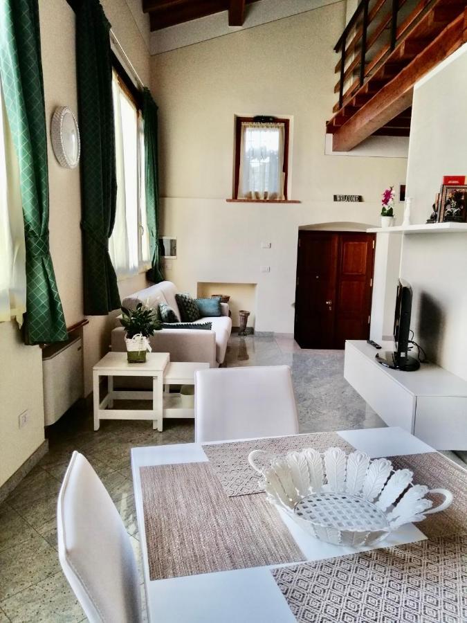 Il Vicoletto Holiday House فولتا مانتوفانا المظهر الخارجي الصورة
